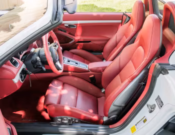 Interior 2017–pr. Porsche 718 Boxster S [North America] (982) '2016–pr.
