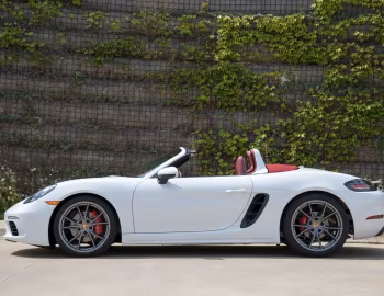 2017–pr. Porsche 718 Boxster S [North America] (982) '2016–pr.