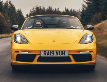 Porsche 718 Boxster T [UK-spec] (982) '2019–pr.