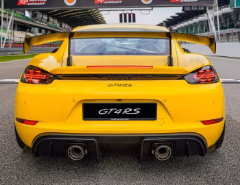Porsche 718 Cayman GT4 RS "Weissach Package" [Malaysia] (982C) '2022–pr.