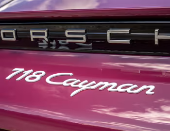 Porsche 718 Cayman "Style Edition" [UK-spec] (982C) '2023–pr.