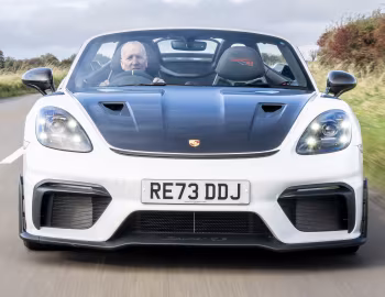 Porsche 718 Spyder RS Weissach Package [UK-spec] (982) '2023–pr.