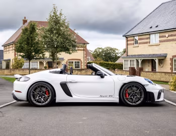 Porsche 718 Spyder RS Weissach Package [UK-spec] (982) '2023–pr.