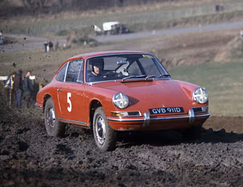 Porsche 911 2.0 Coupe [UK-spec] (901) '1964–67