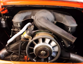 Bajo el capó Porsche 911 E 2.0 Coupe [UK-spec] (911) '1968–69
