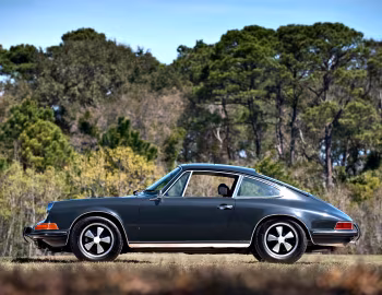 1970–71 Porsche 911 S 2.2 Coupe [North America] (911) '1969–71