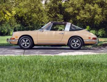 1967 Porsche 911 2.0 Targa [North America] (901) '1966–67