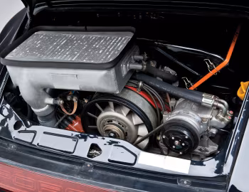 Sous la capuche Porsche 911 America Roadster by AJ-USA (964) '1992