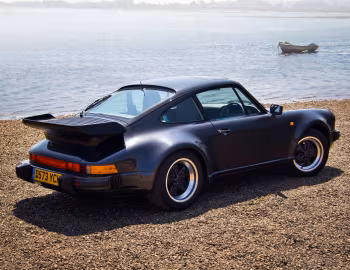 Porsche 911 Carrera 3.2 Coupe Supersport [UK-spec] (911) '1984–89