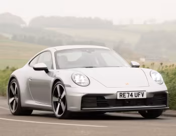 Porsche 911 Carrera [UK-spec] (992) '2024–pr.