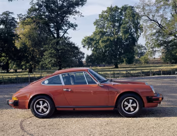 Porsche 911 Carrera 2.7 Coupe [UK-spec] (911) '1973–75