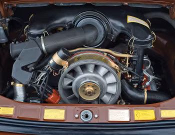 Bajo el capó Porsche 911 Carrera 2.7 Coupe [UK-spec] (911) '1973–75