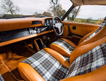 Interior Porsche 911 Carrera 3.0 Coupe [UK-spec] (911) '1976–77
