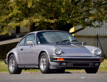 Porsche 911 Carrera 3.2 Coupe "25 Jahre 911" (911) '1989