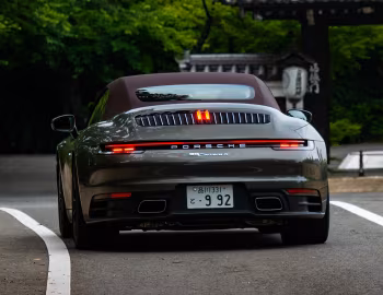 Porsche 911 Carrera 4 Cabriolet [Japan] (992) '2019–24