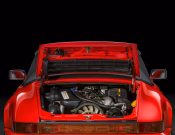 Bajo el capó Porsche 911 Carrera 4 Cabriolet [UK-spec] (964) '1989–91