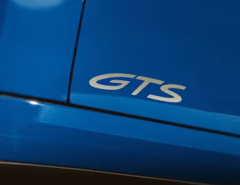 Porsche 911 Carrera 4 GTS [UK-spec] (992) '2024–pr.