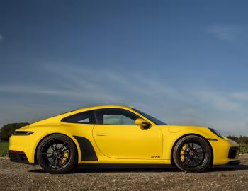 Porsche 911 Carrera 4 GTS [UK-spec] (992) '2021–24