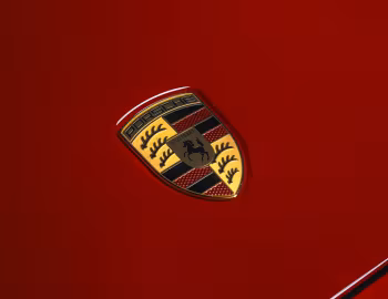 Logo Porsche 911 Carrera 4 GTS Cabriolet [UK-spec] (992) '2024–pr.