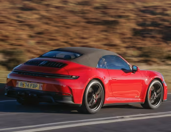 Porsche 911 Carrera 4 GTS Cabriolet [UK-spec] (992) '2024–pr.