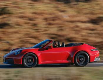 Porsche 911 Carrera 4 GTS Cabriolet [UK-spec] (992) '2024–pr.