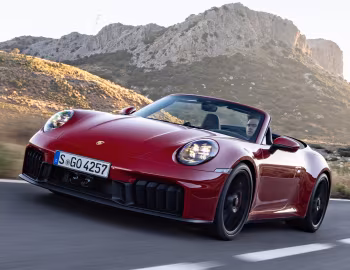 Porsche 911 Carrera 4 GTS Cabriolet [Worldwide] (992) '2024–pr.