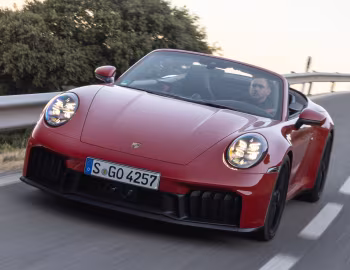 Porsche 911 Carrera 4 GTS Cabriolet [Worldwide] (992) '2024–pr.