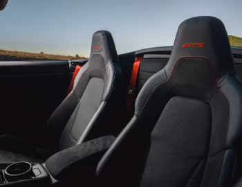 Intérieur Porsche 911 Carrera 4 GTS Cabriolet [UK-spec] (992) '2024–pr.