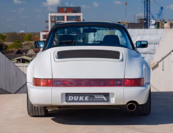 Porsche 911 Carrera 4 Targa [UK-spec] (964) '1992–94