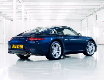 Porsche 911 Carrera Coupe [UK-spec] (991) '2011–15