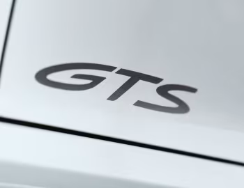 Porsche 911 Carrera GTS [UK-spec] (992) '2024–pr.