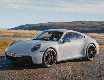 Porsche 911 Carrera GTS [UK-spec] (992) '2024–pr.