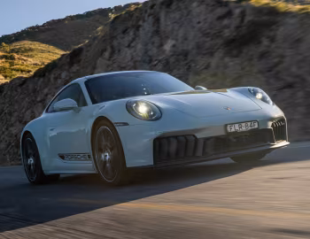 Porsche 911 Carrera GTS [Australia] (992) '2025–pr.