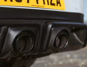 Porsche 911 Carrera GTS [UK-spec] (992) '2024–pr.