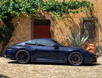 Porsche 911 Carrera GTS "Ferragamo Edition" [Italy] (992) '2025