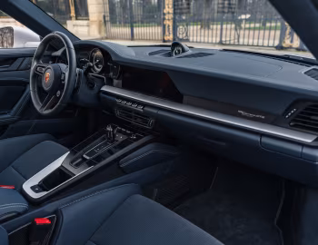 Interior Porsche 911 Carrera GTS Le Mans Centenaire Edition [France] (992) '2023