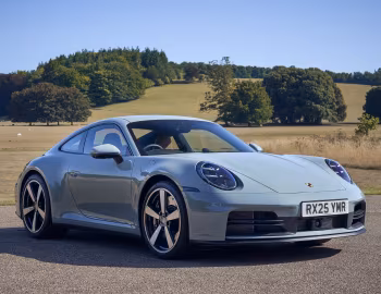 Porsche 911 Carrera S [UK-spec] (992) '2025–pr.
