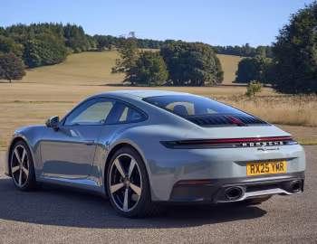 Porsche 911 Carrera S [UK-spec] (992) '2025–pr.