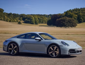 Porsche 911 Carrera S [UK-spec] (992) '2025–pr.