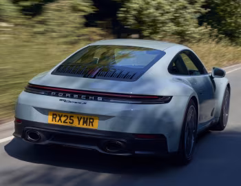 Porsche 911 Carrera S [UK-spec] (992) '2025–pr.