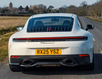 Porsche 911 Carrera T [UK-spec] (992) '2025–pr.