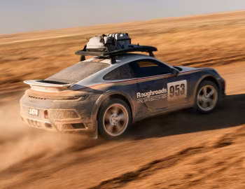 Porsche 911 Dakar Rallye Design Package [Australia] (992) '2023–24