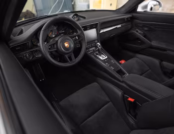 Panel frontal 2018–19 Porsche 911 GT2 RS [North America] (991) '2017–19
