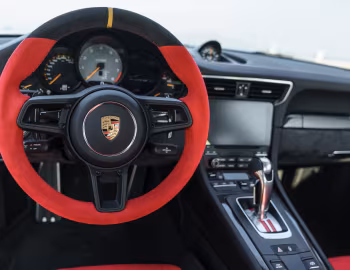 Panel frontal 2018–19 Porsche 911 GT2 RS "Weissach Package" [North America] (991) '2017–19