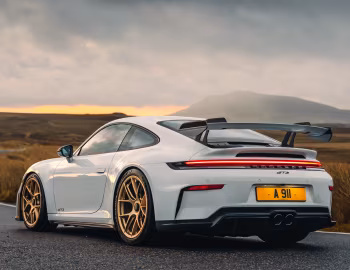 Porsche 911 GT3 [UK-spec] (992) '2025–pr.