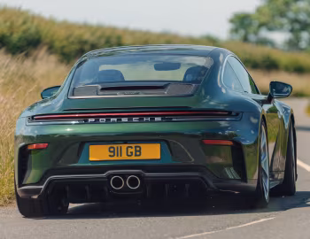 Porsche 911 GT3 Touring [UK-spec] (992) '2025–pr.