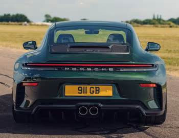 Porsche 911 GT3 Touring [UK-spec] (992) '2025–pr.