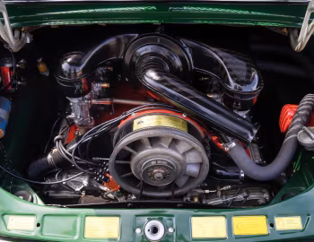 Bajo el capó 1967–68 Porsche 911 S 2.0 Coupe [North America] (901) '1966–68