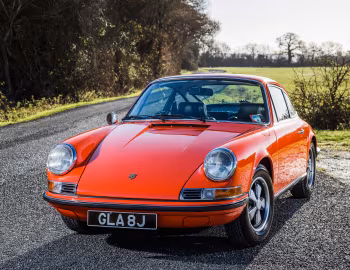 Porsche 911 S 2.2 Coupe [UK-spec] (911) '1969–71