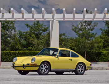 1970–71 Porsche 911 S 2.2 Coupe [North America] (911) '1969–71